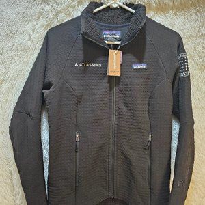 (NWT) Patagonia Women's Black R2 Techface Full Zip Jacket Size S